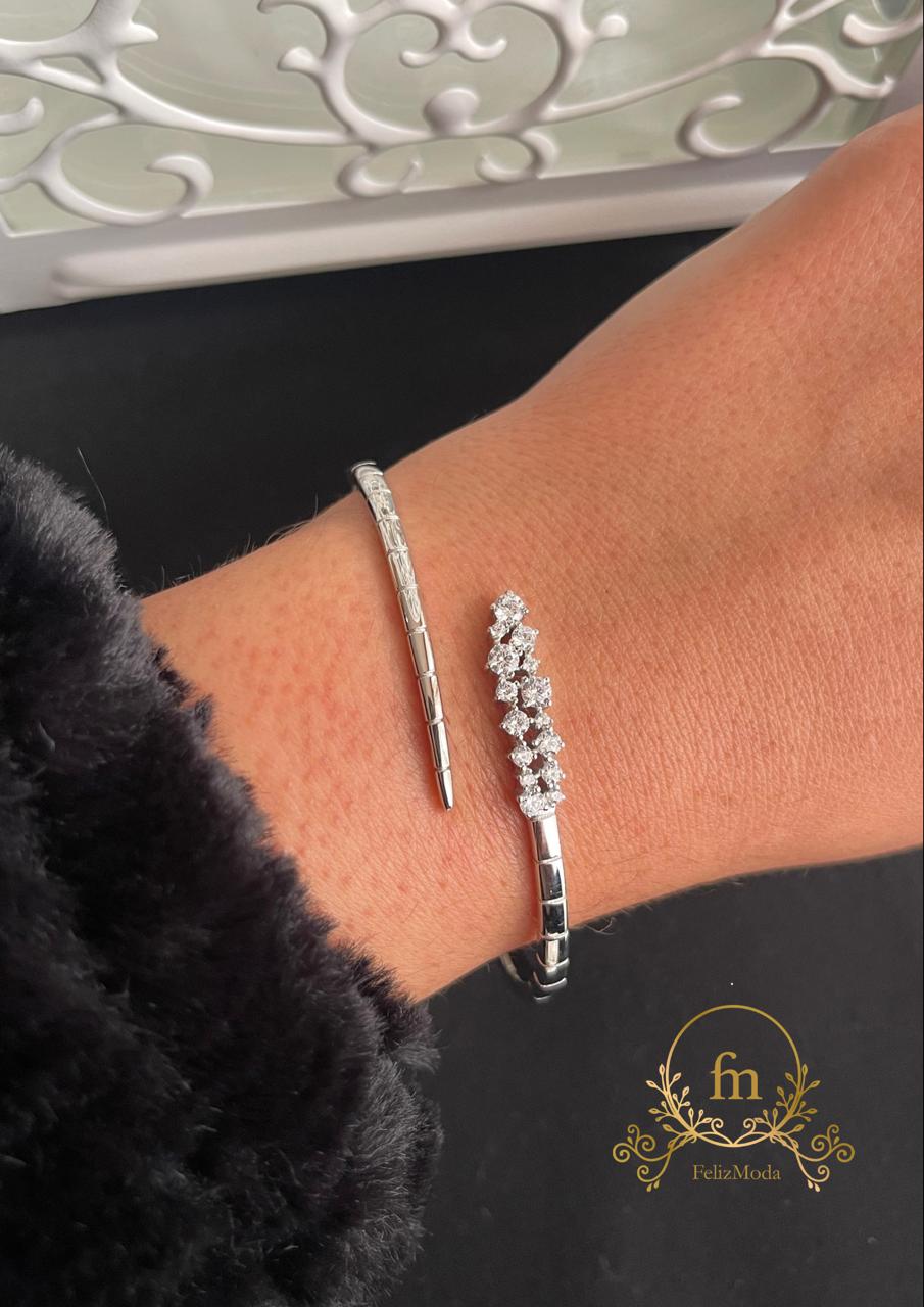 Tree leaf with side zircon stones silver bangle free size adjustable