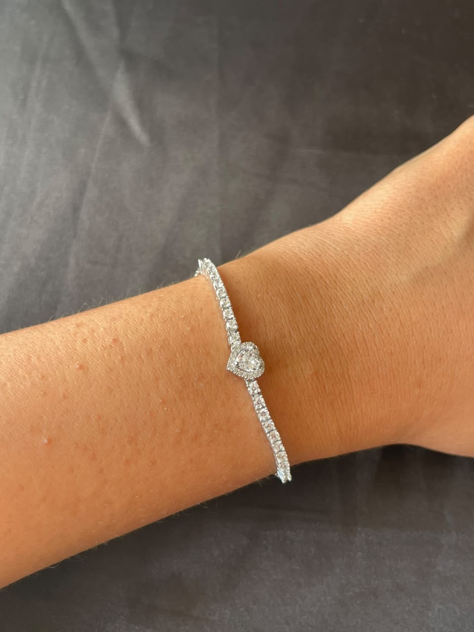 heart with side zircon stones silver bracelet