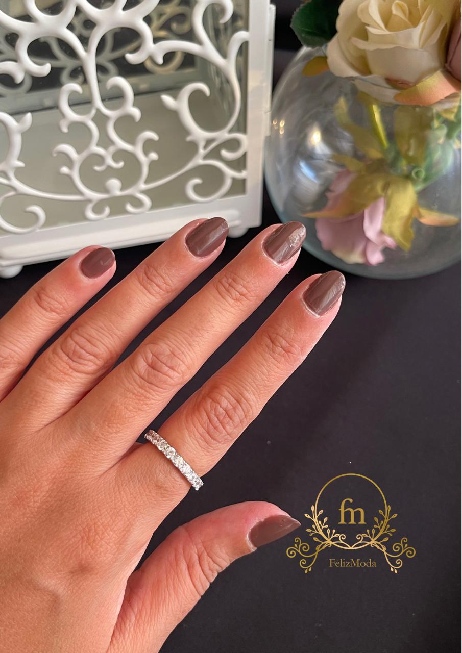 Full band of zircon stones silver ring