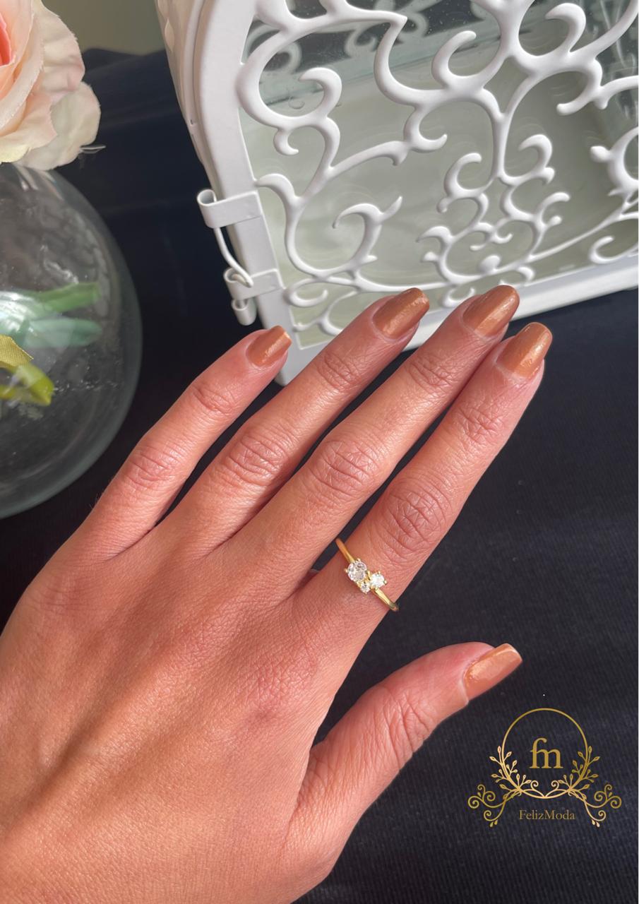 Three zircon stones silver ring gold plated free size