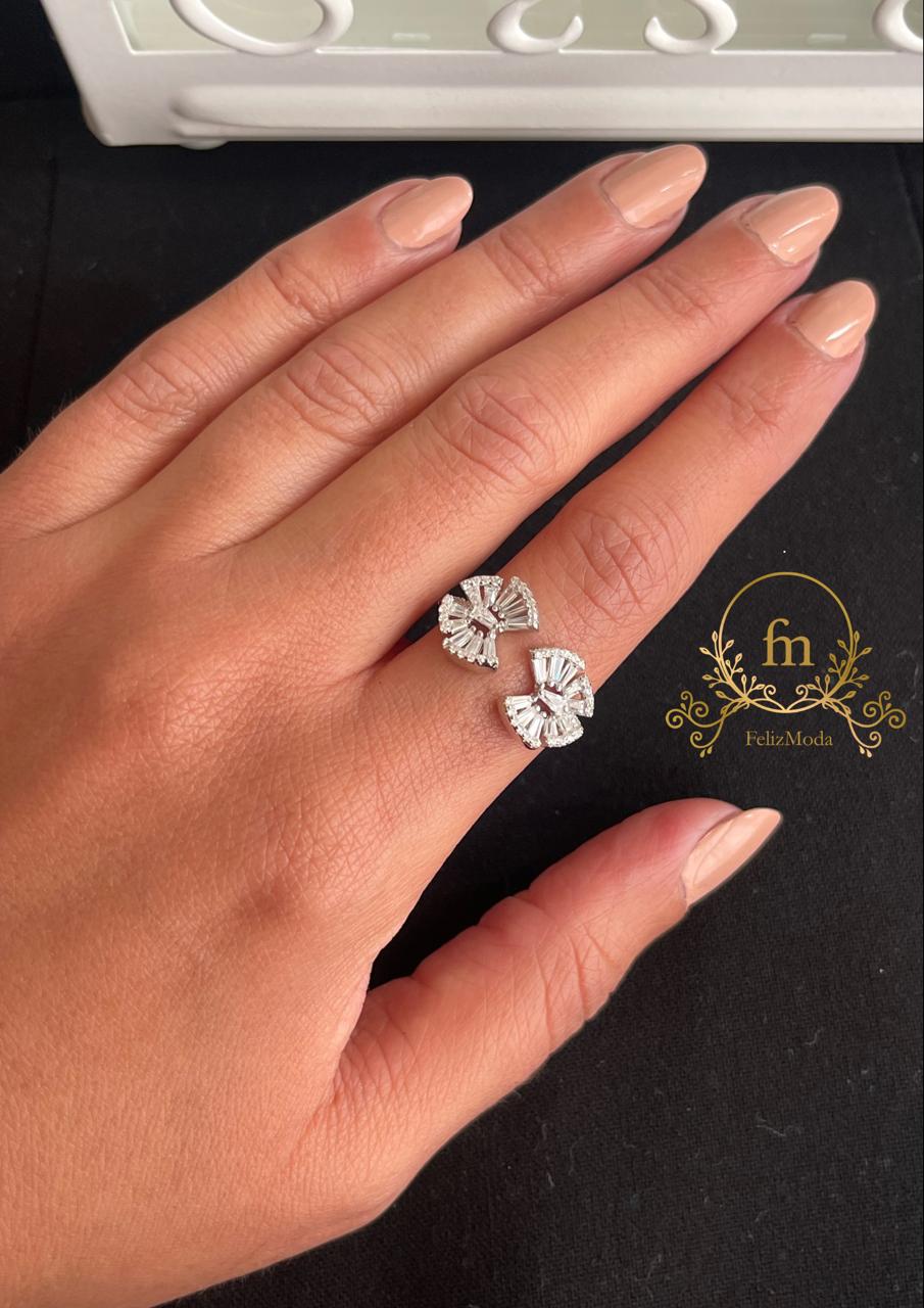 Two flowers silver ring with crystals free size