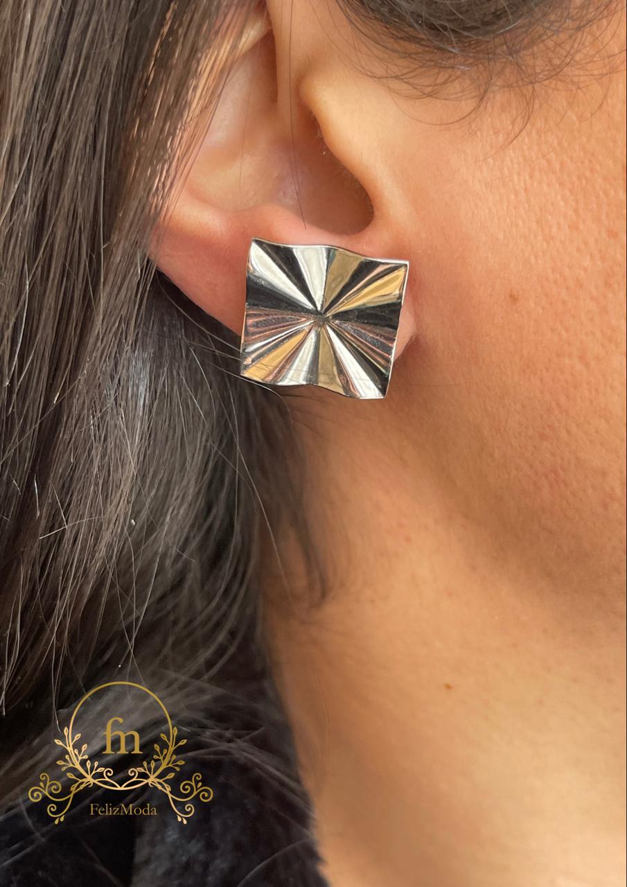 Irregular square silver earrings