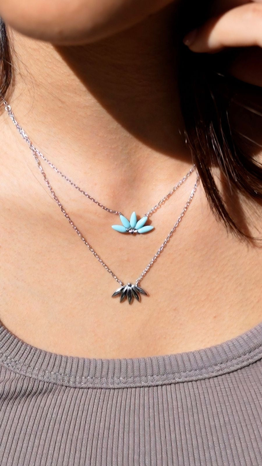 Half Fayrouz flowers silver necklace double layered