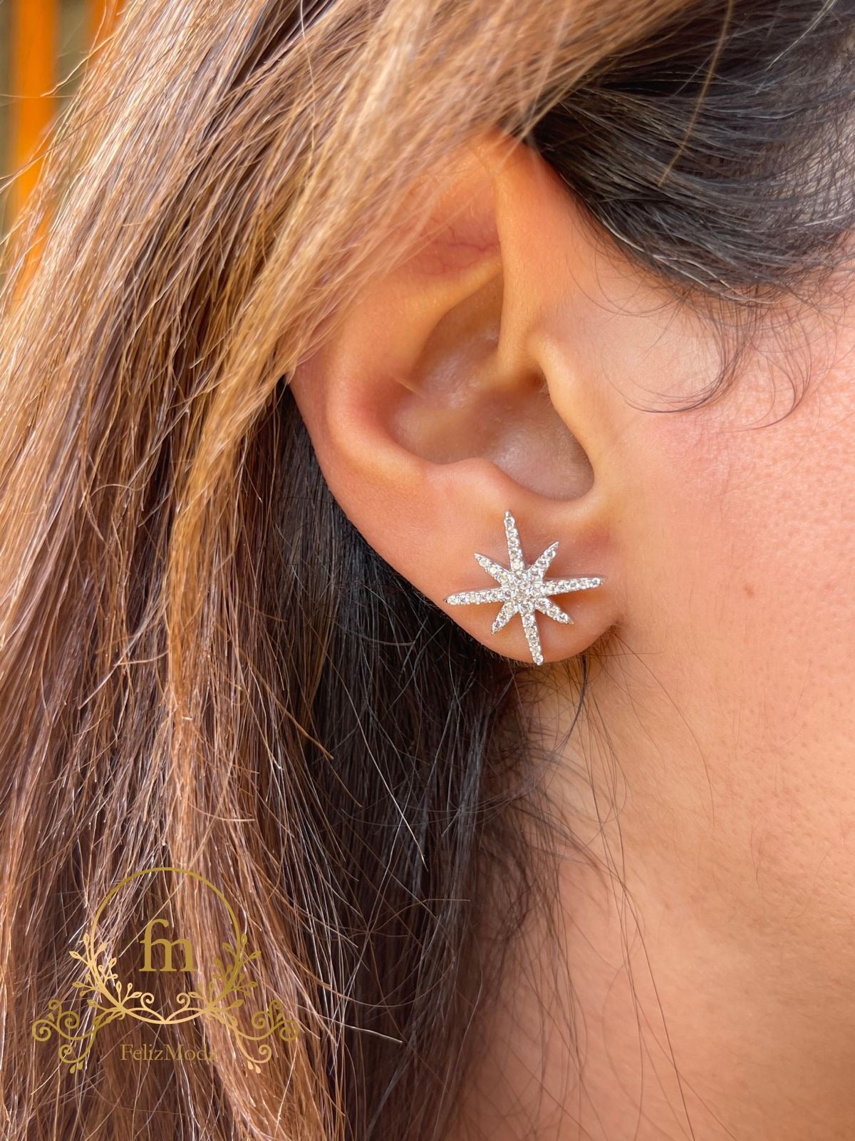 Silver star earrings with zircon stones