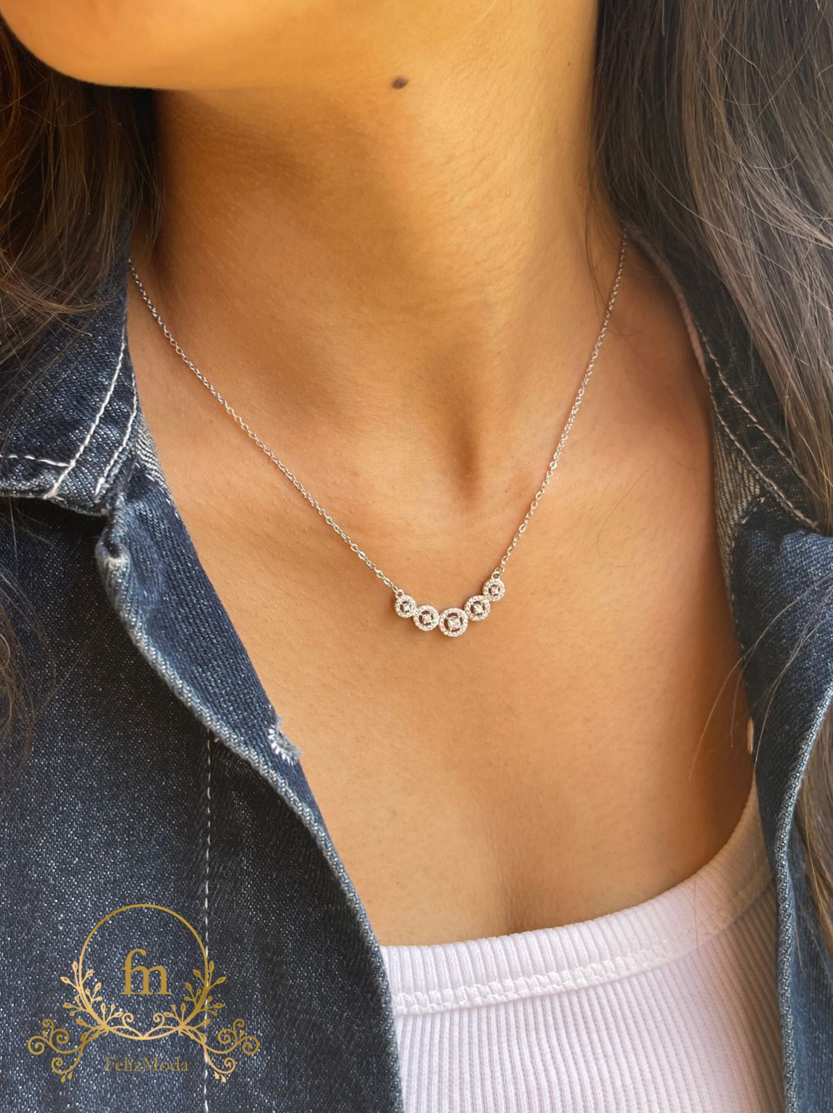 Five round zircon stones  silver necklace