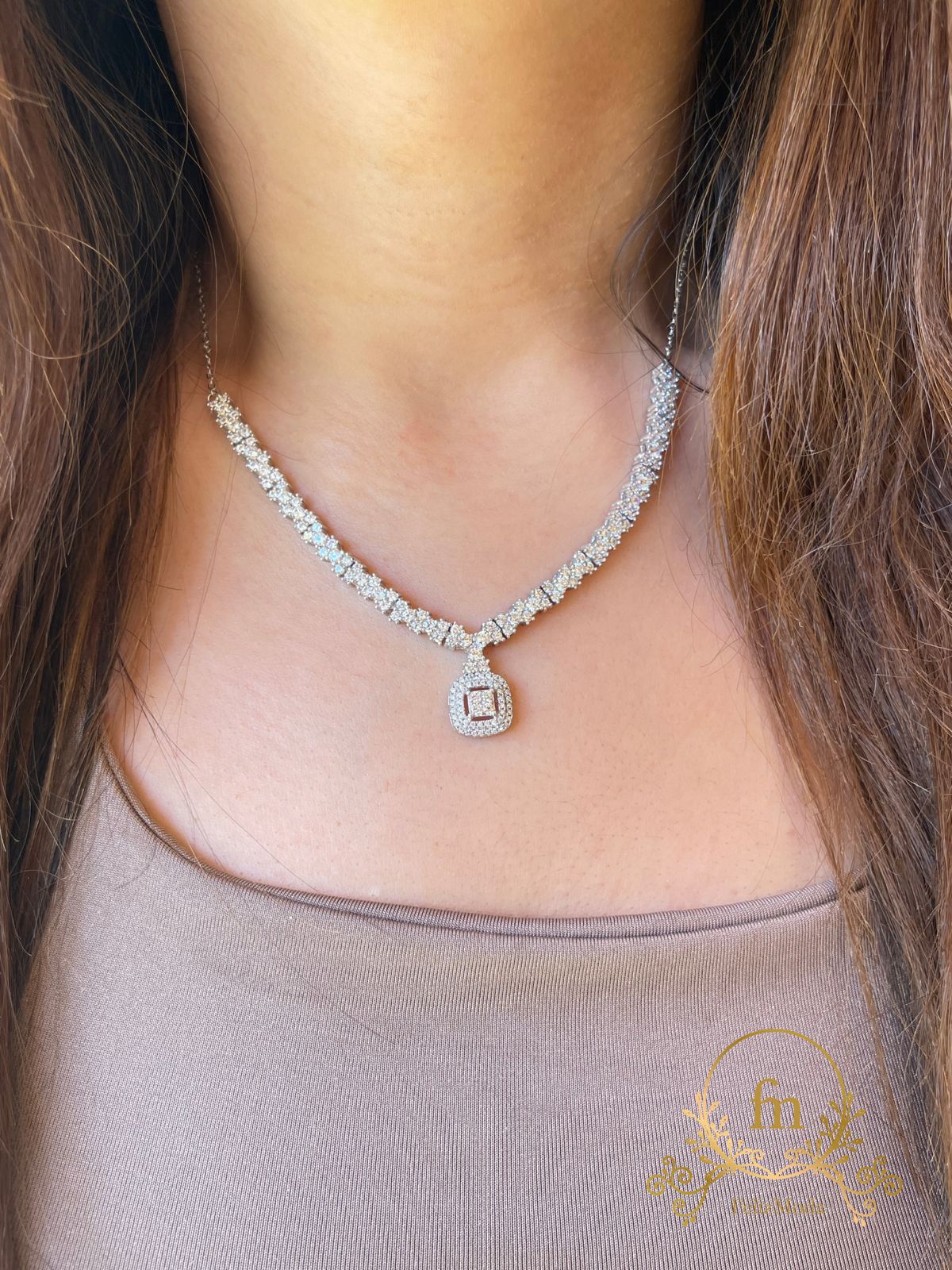 Multiple shinny zircon stones silver necklace with square pendant silver necklace
