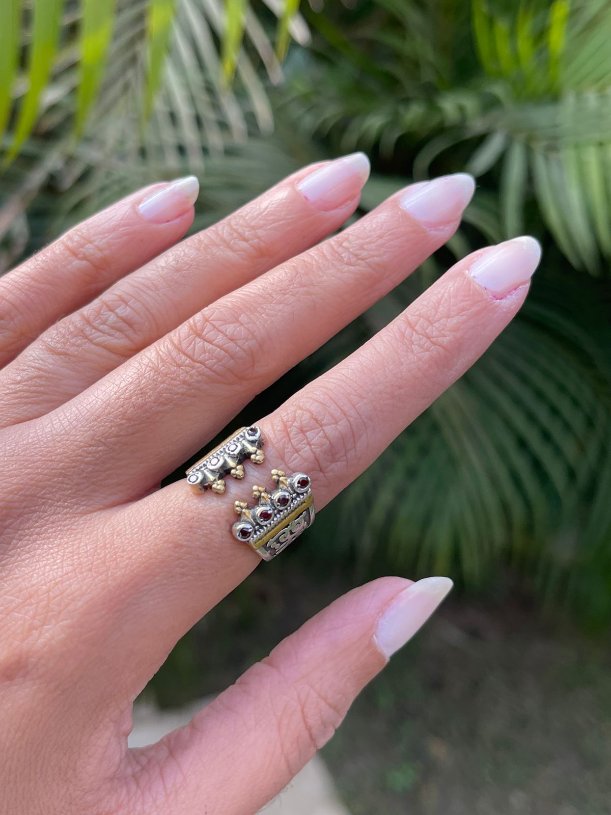 يا اعز من عينى قلبى لقلبك مال Silver ring gold plated with dark red stones