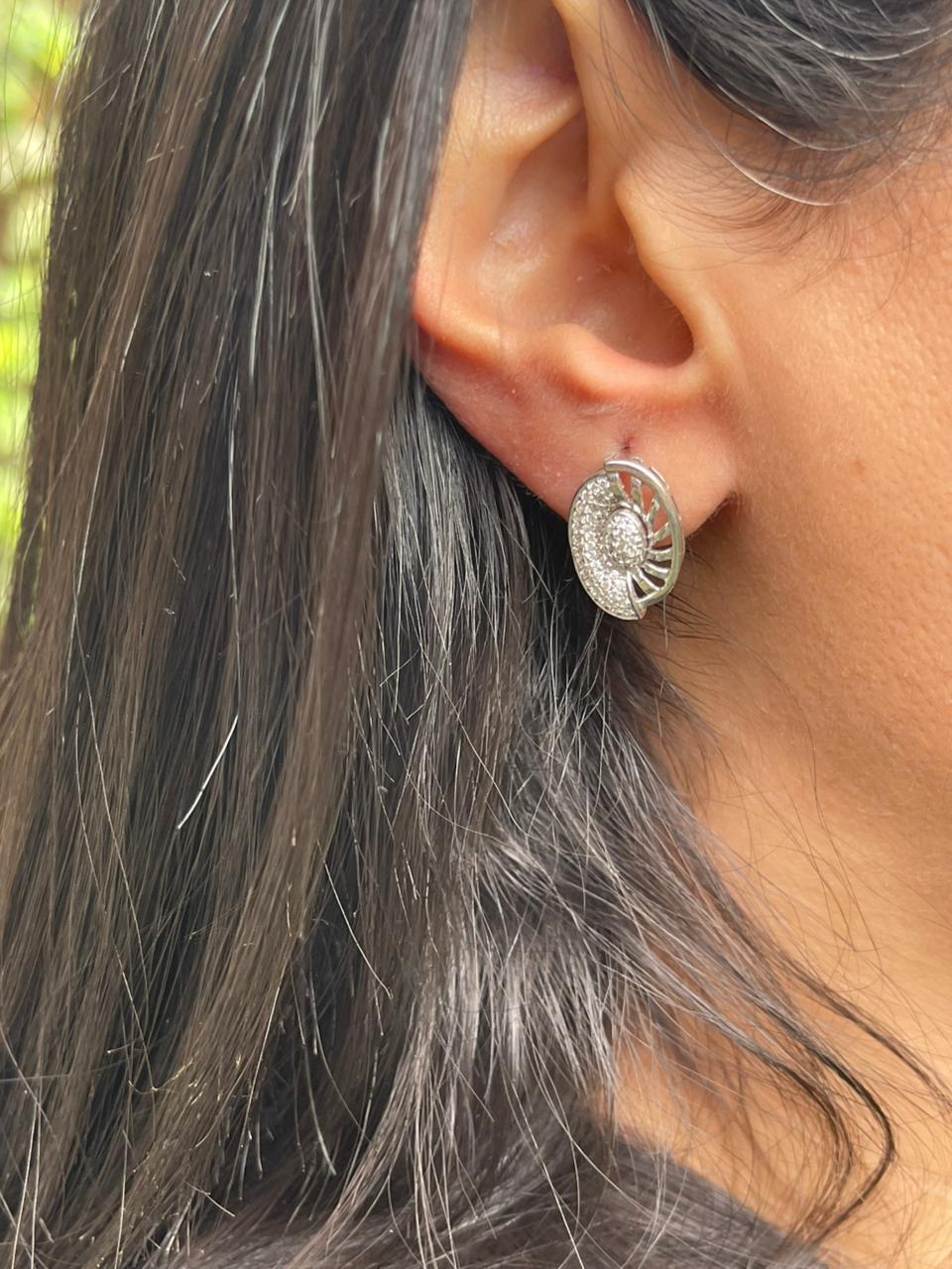 Golden eye silver earrings