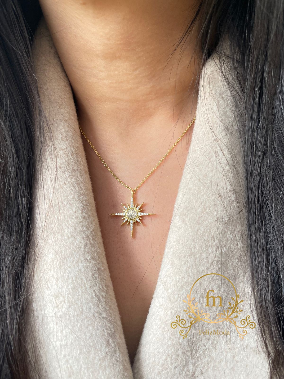 Big shinny golden sun silver necklace