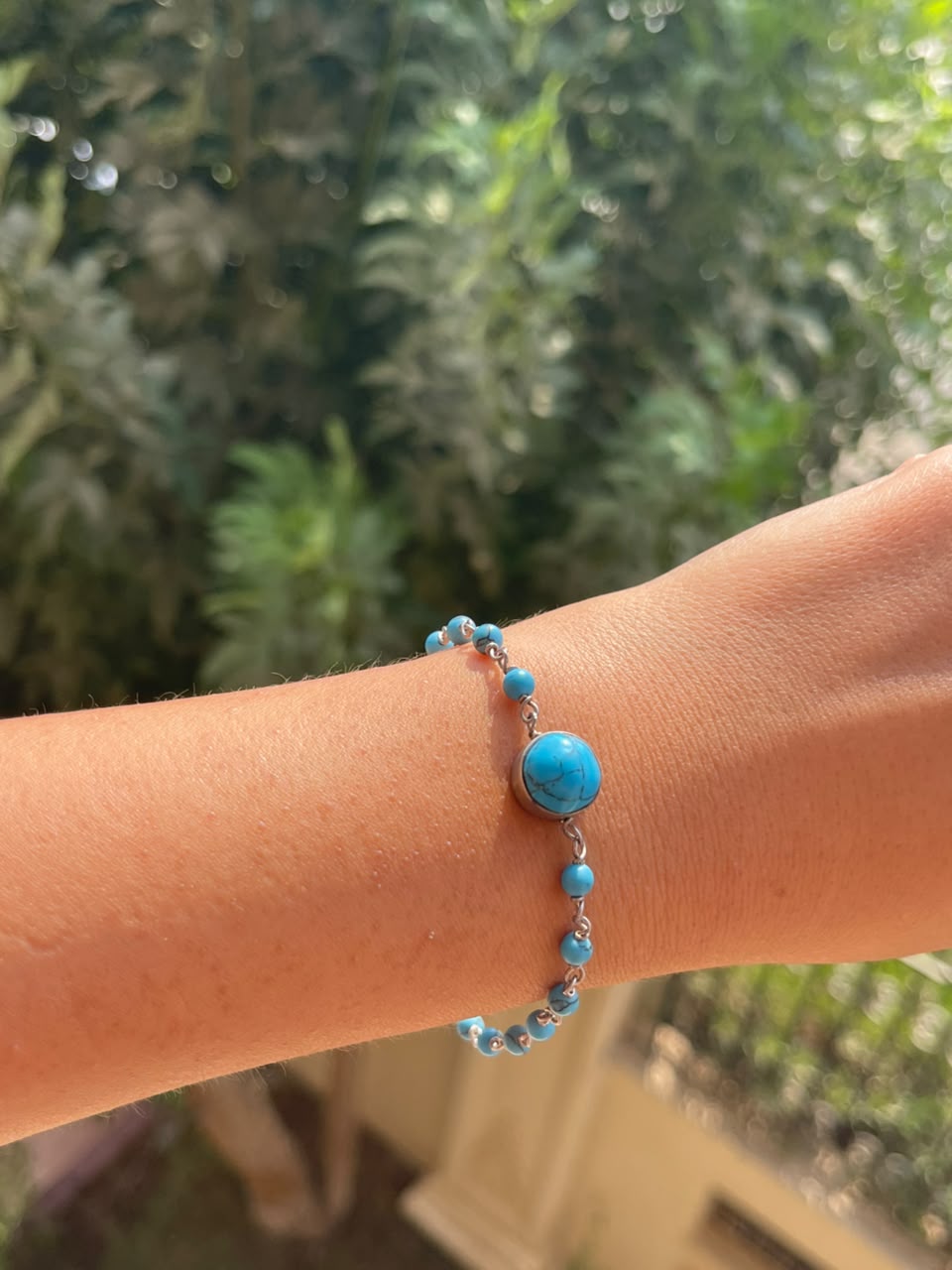 القلب يعشق كل جميل double face Fayrouz stone silver bracelet