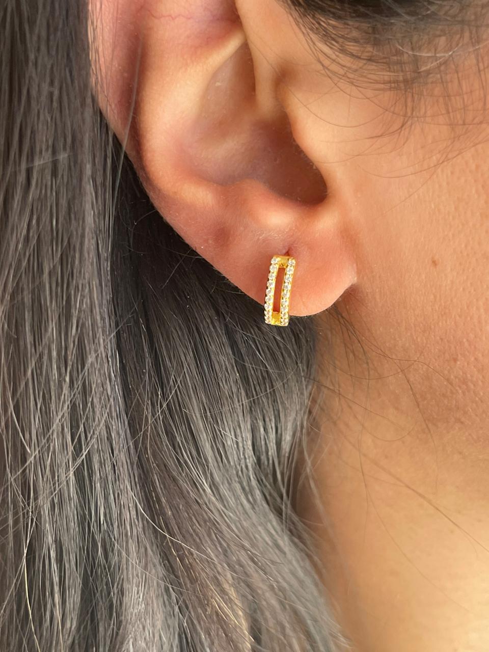 Round clip silver earrings gold plated