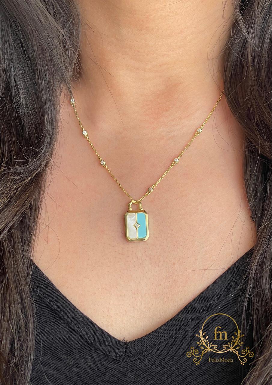 Square Fayrouz and pearl pendant silver necklace gold plated