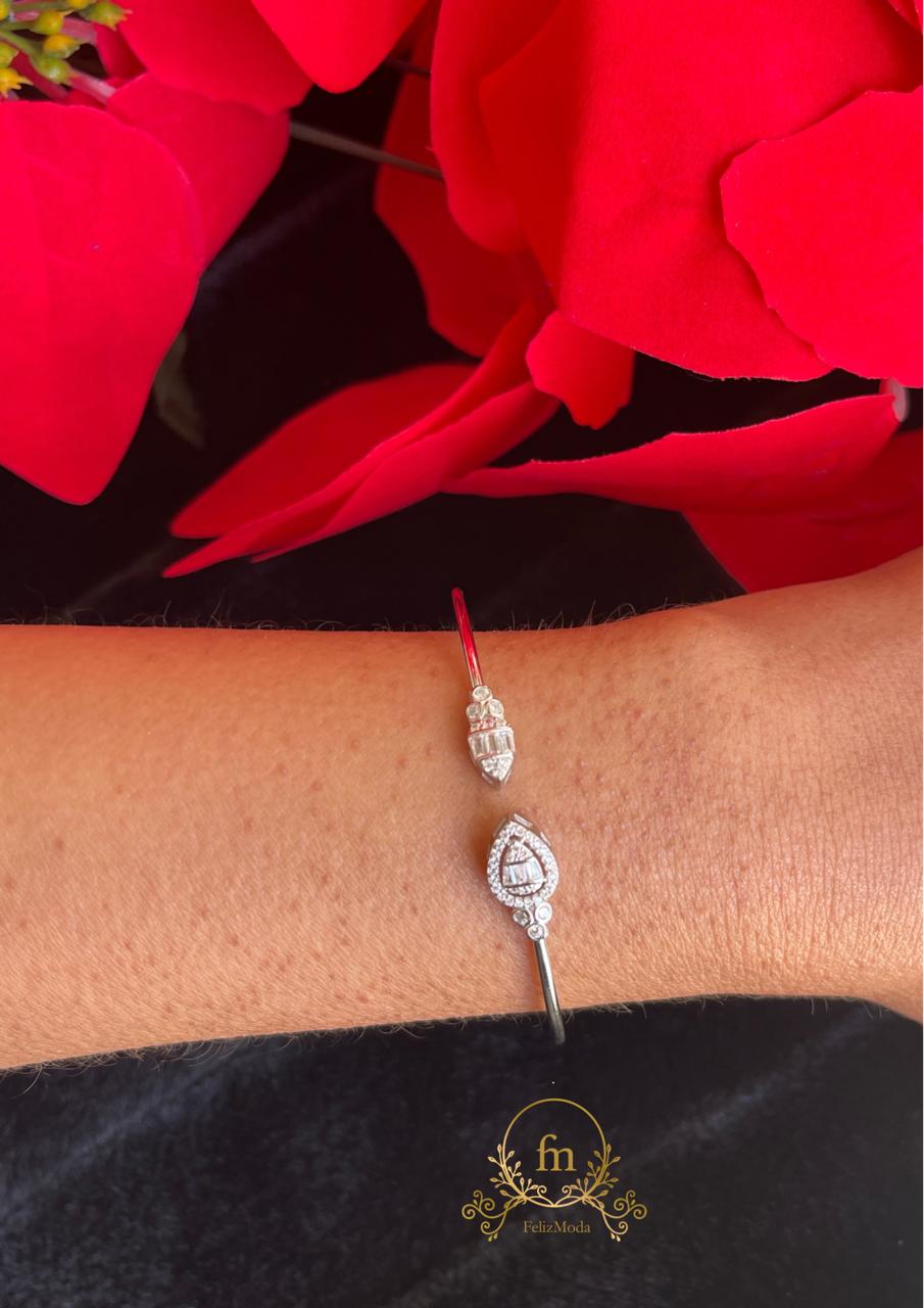 Two oval stones zircon stones silver bangle