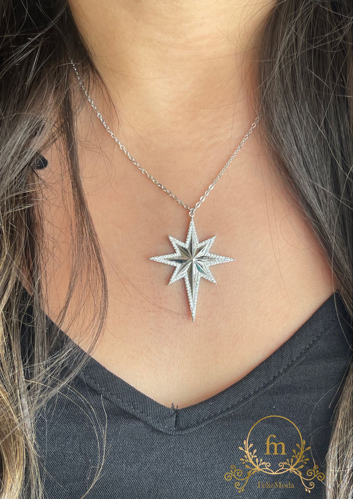 Medium north star silver necklace