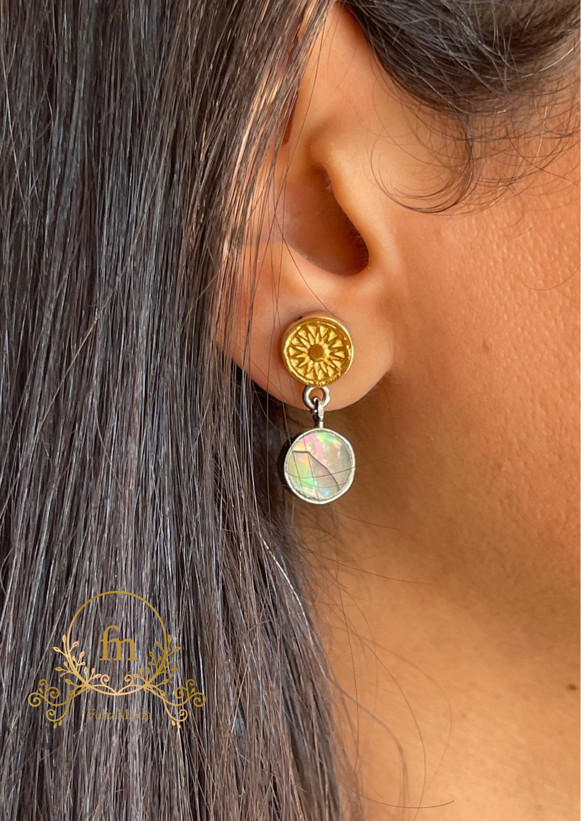 Two round pendants silver earrings