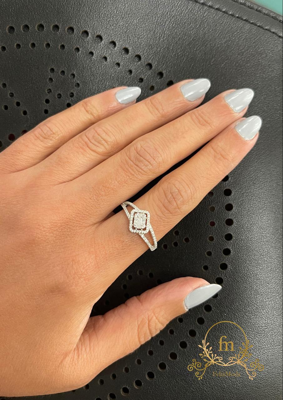 Square silver ring with zircon stone free size