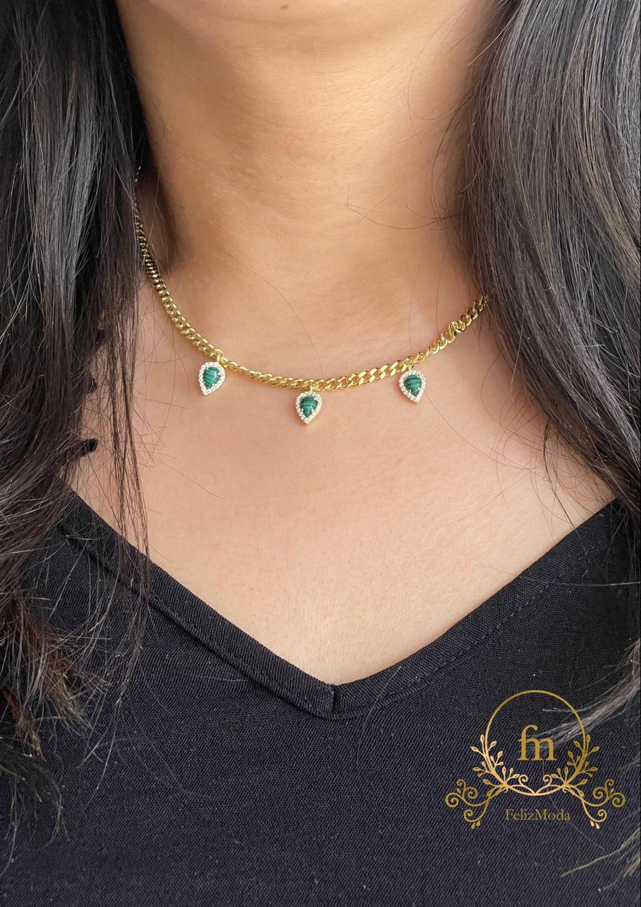 Three dangling green stones braided silver necklace gold plated