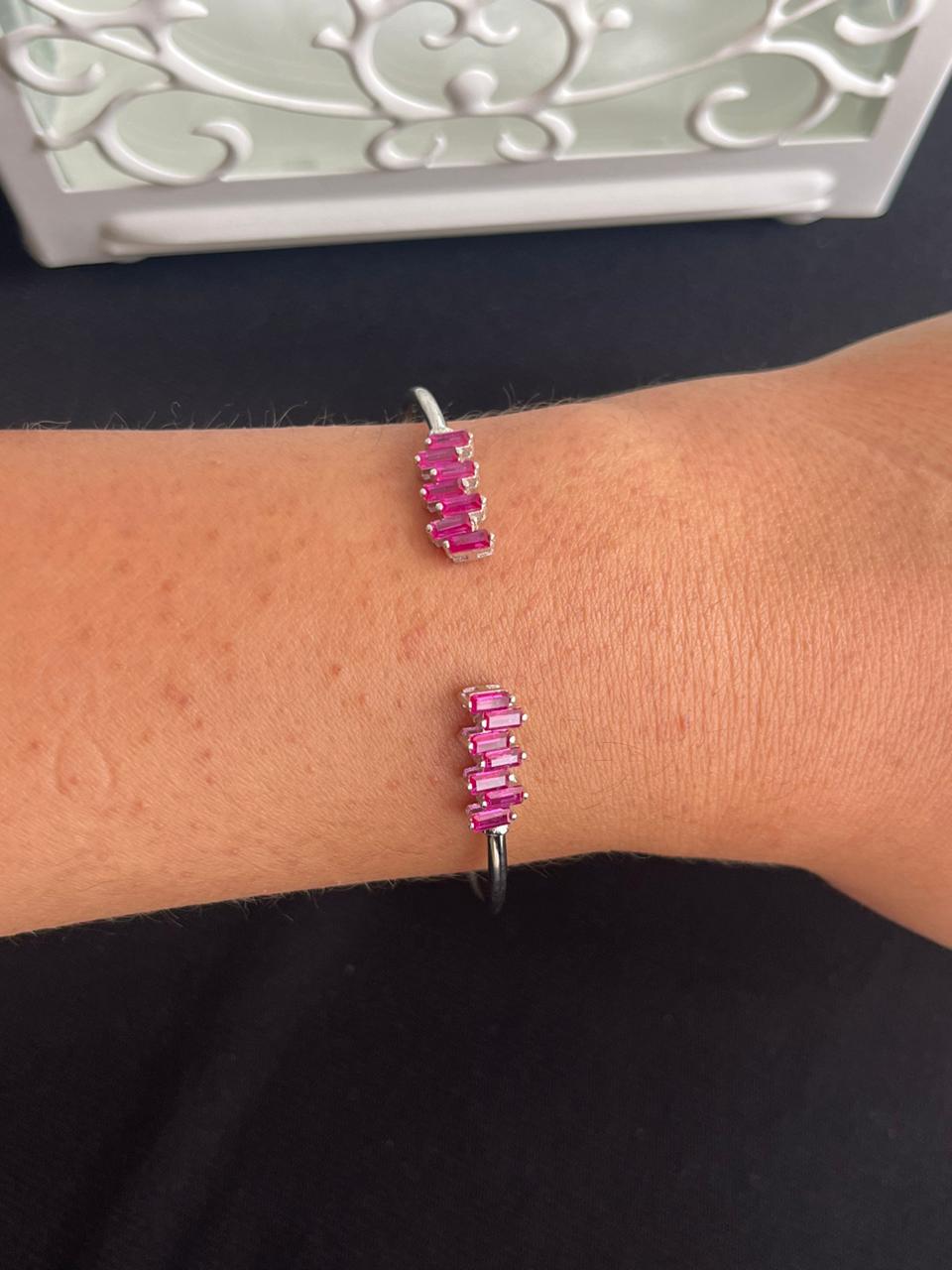 Pink stones silver bangle