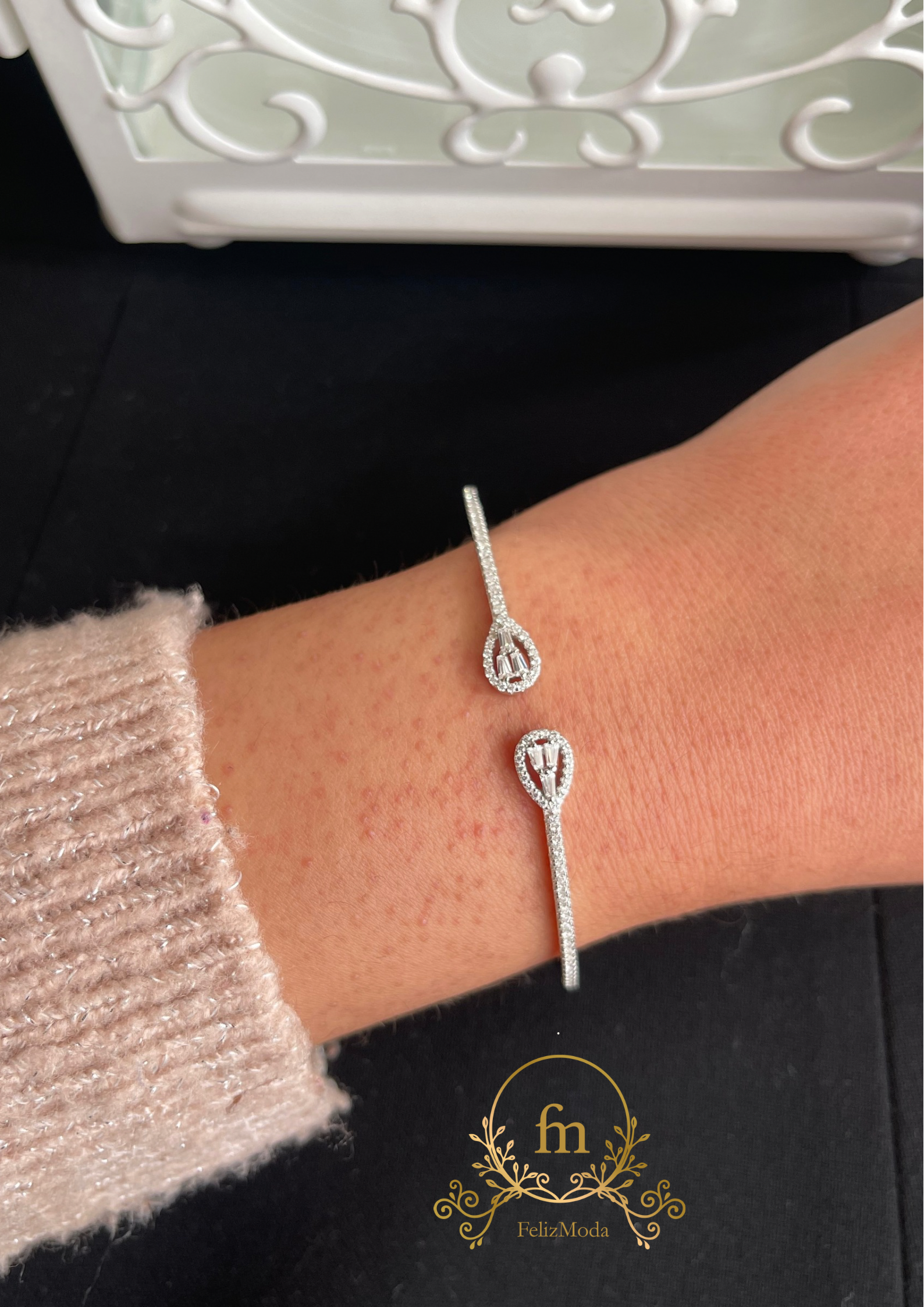 Two oval stones silver bangle