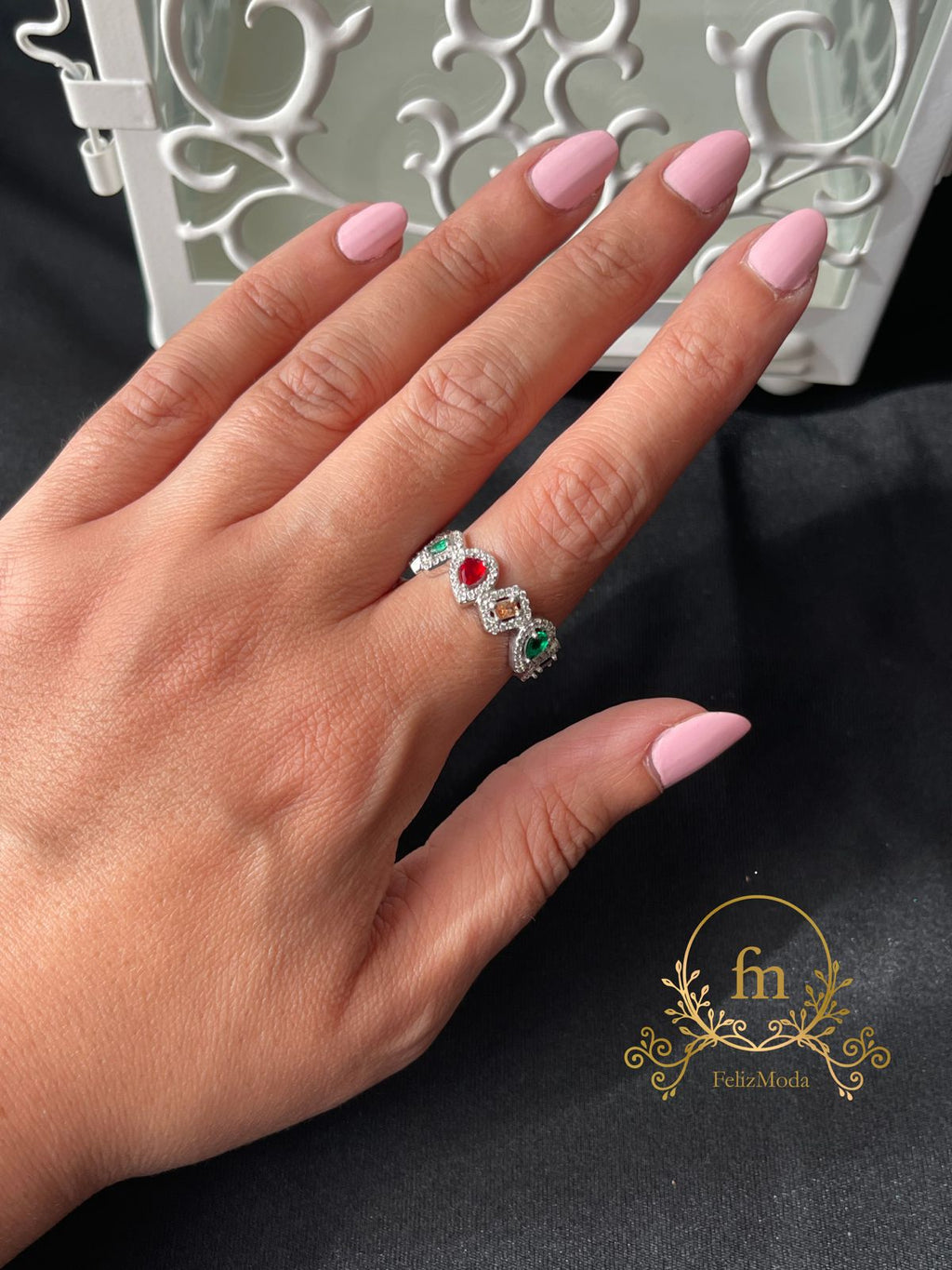 Round silver ring with multiple colors