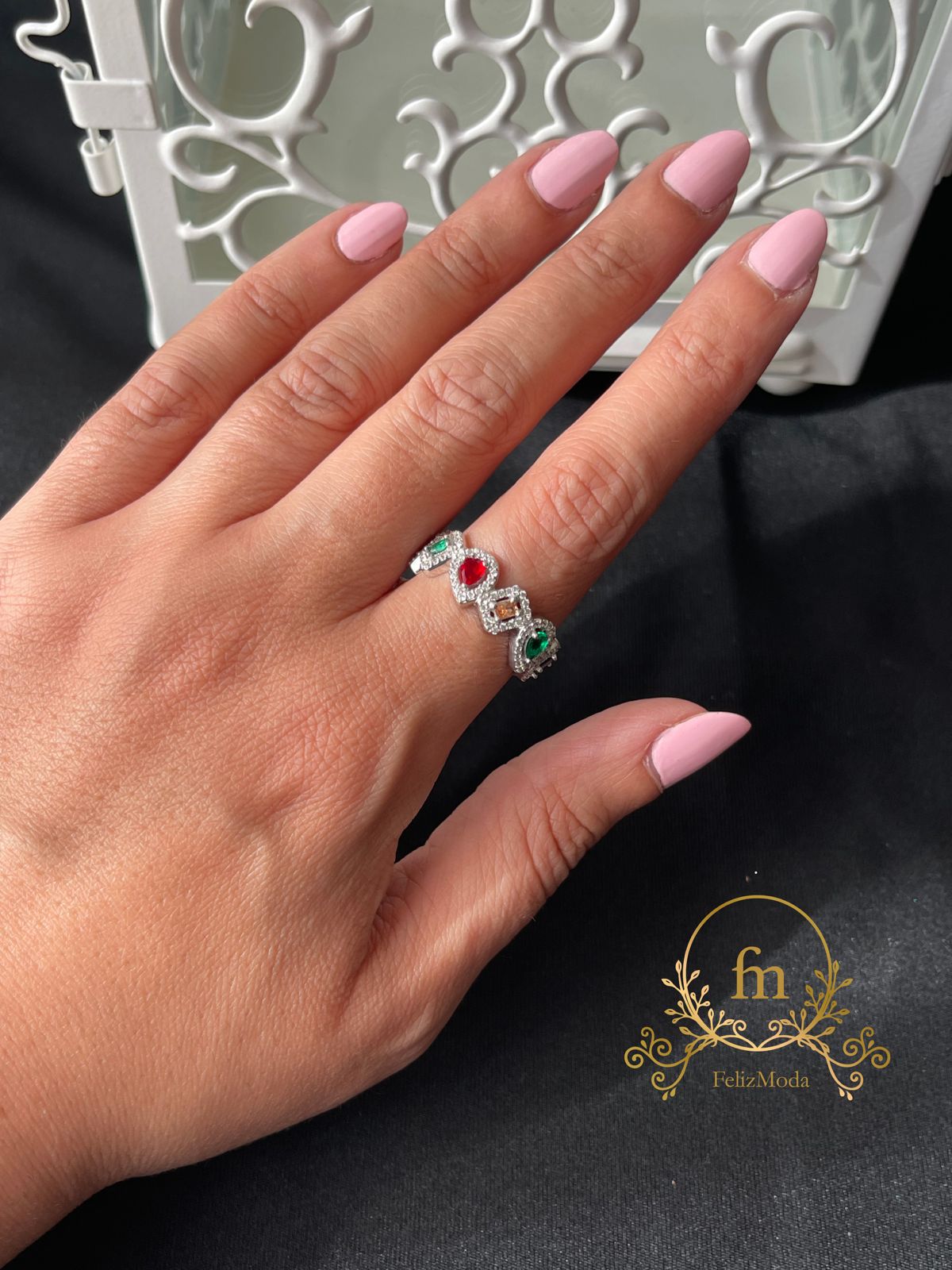 Round silver ring with multiple colors