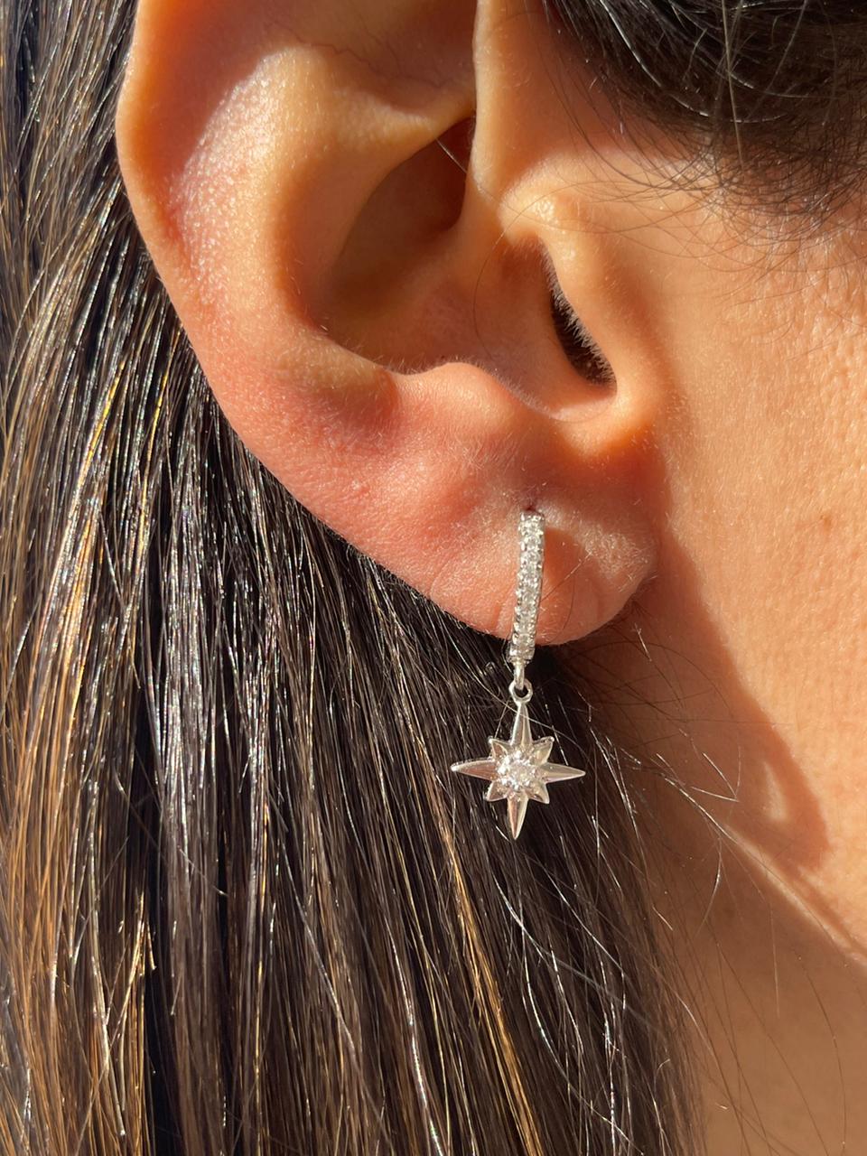 Star silver earrings with white stone