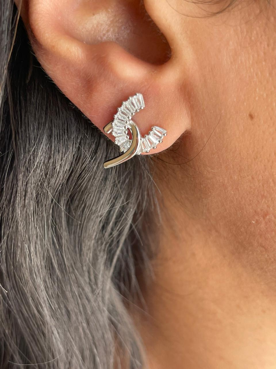 Two connected half circles silver earrings