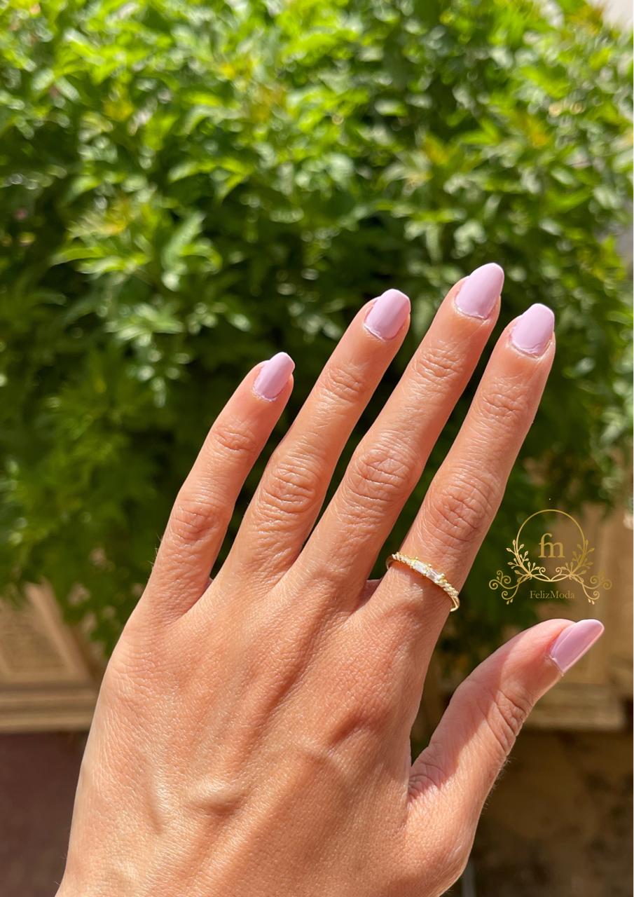 Silver band gold plated with two crystals and side zircon stones free size