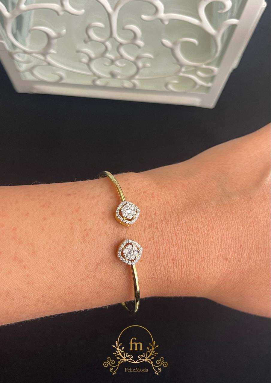 Two square pendants with round stone silver bangle adjustable size