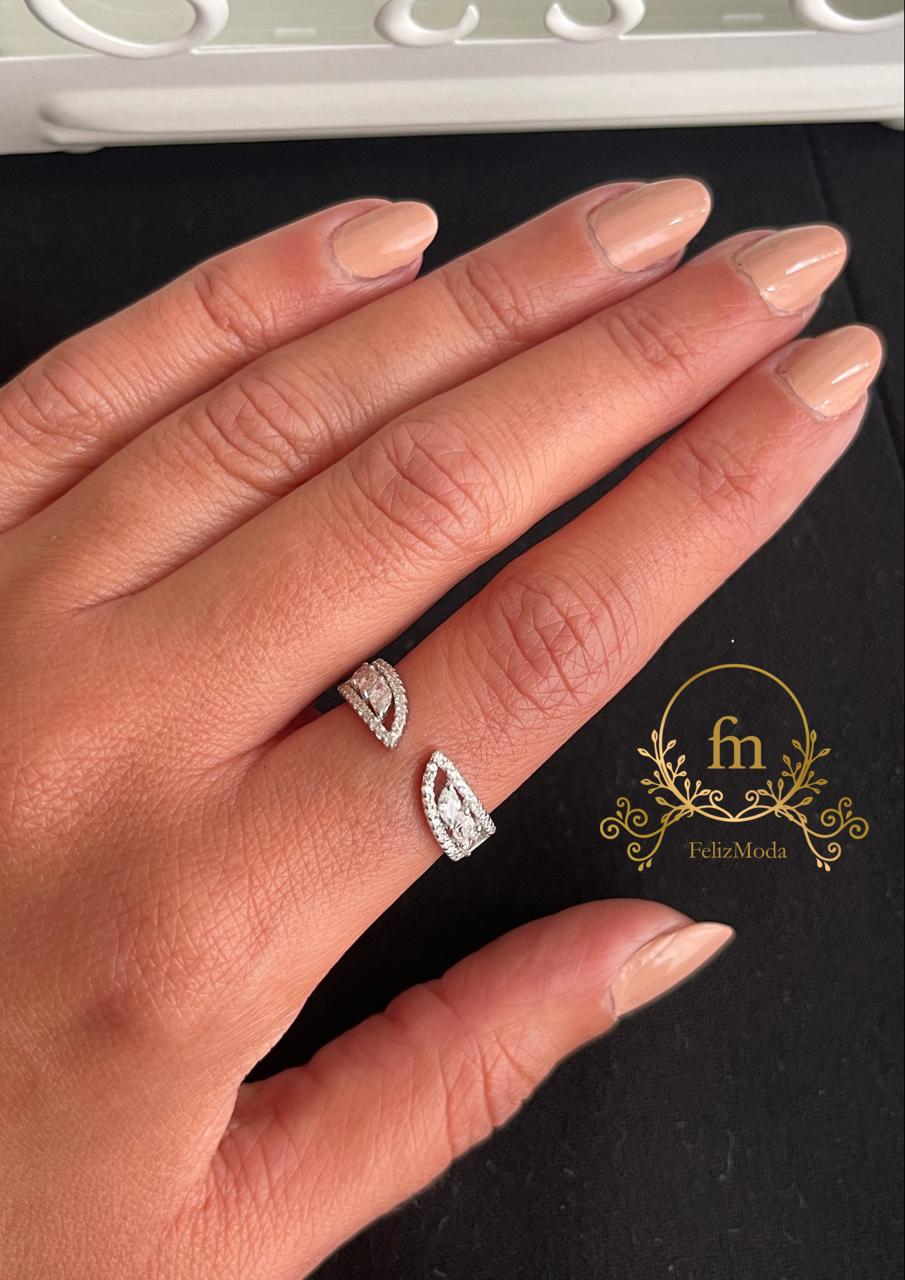 Two sided shinny zircon stones silver ring free size